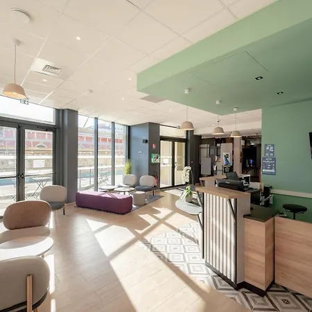Otel Centre Gare Toulon